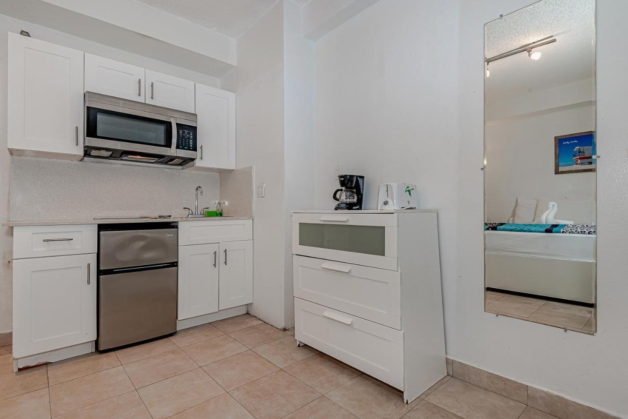 Beach Front Studio Miami Beach Bagian luar foto