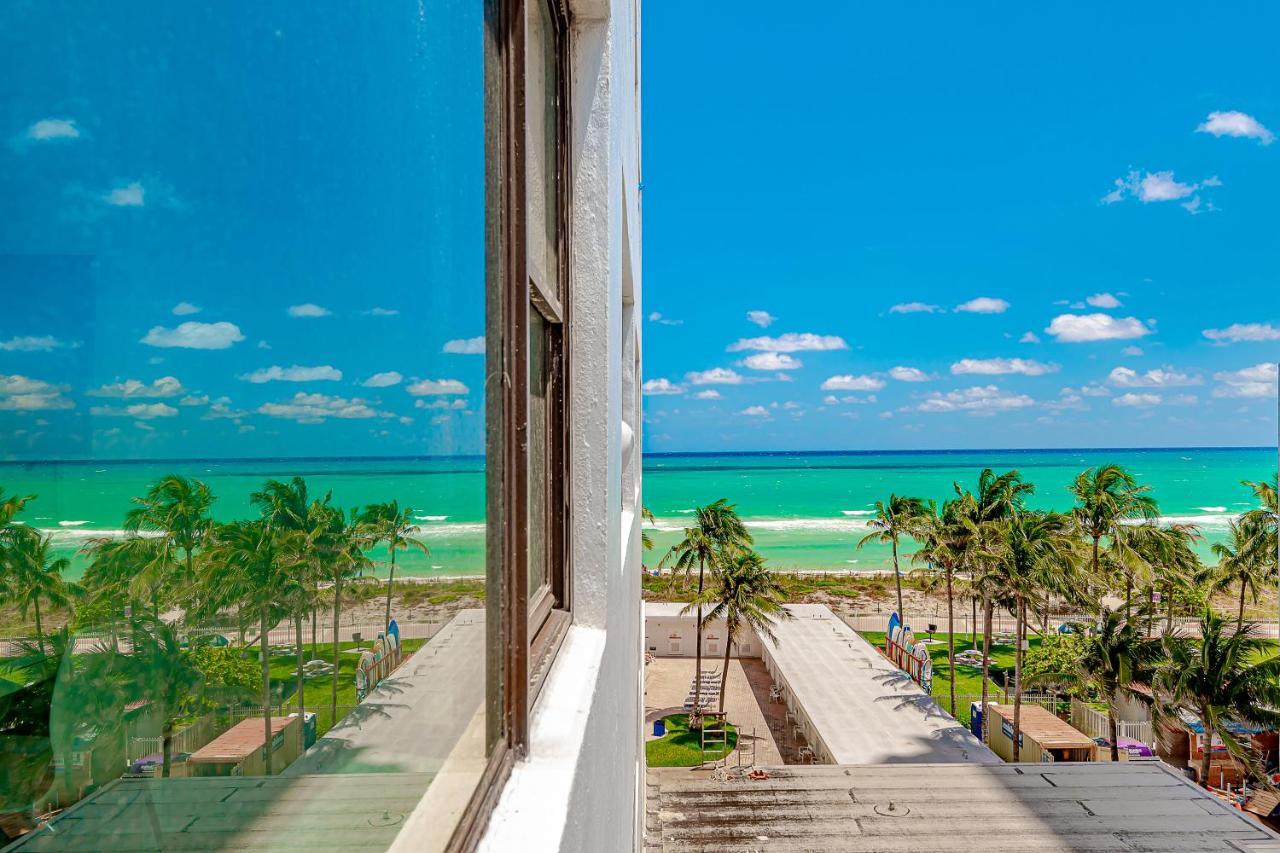 Beach Front Studio Miami Beach Bagian luar foto