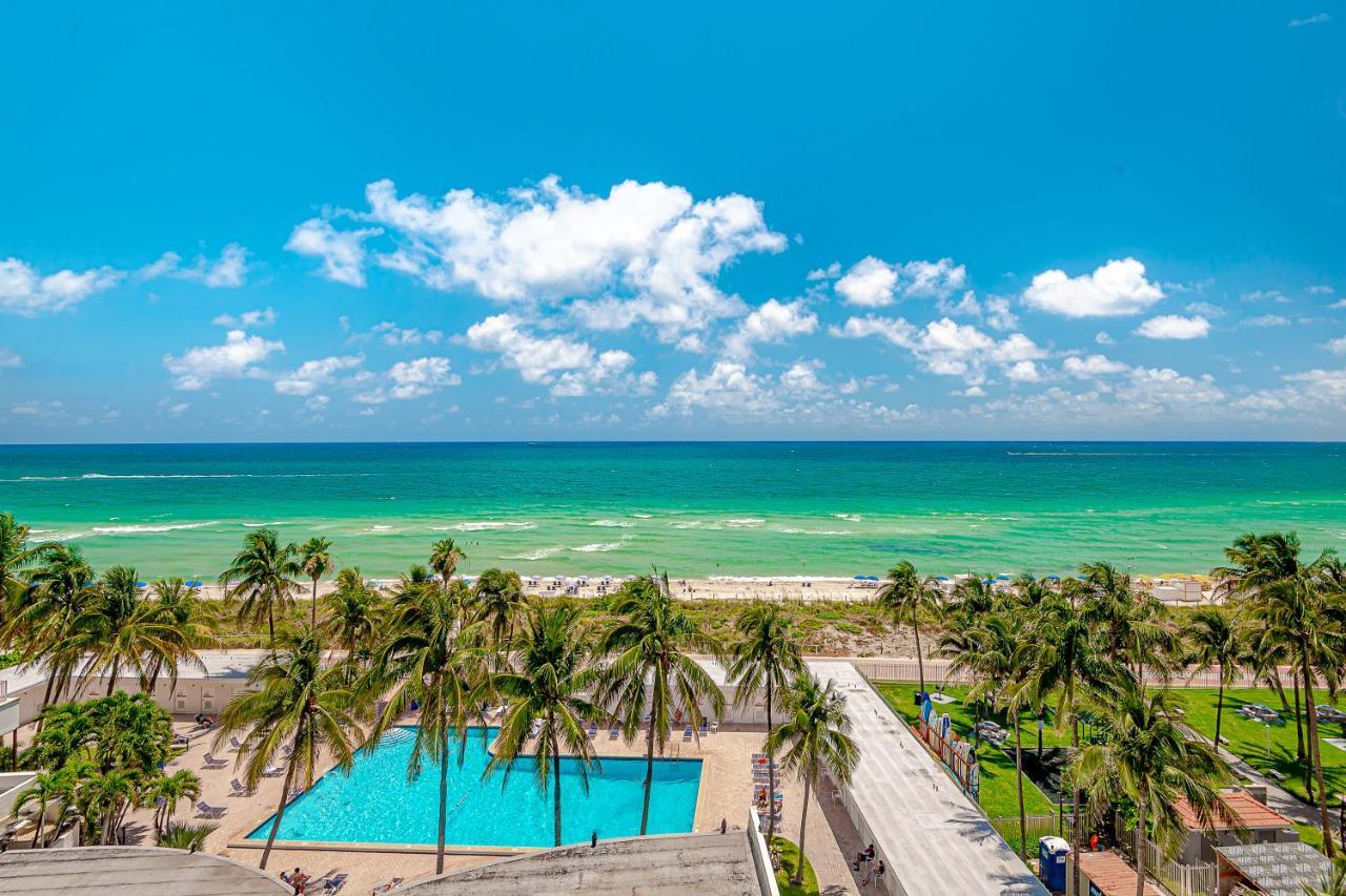 Beach Front Studio Miami Beach Bagian luar foto