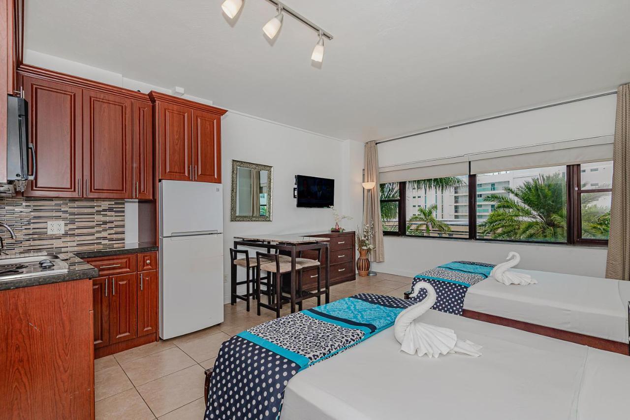 Beach Front Studio Miami Beach Bagian luar foto