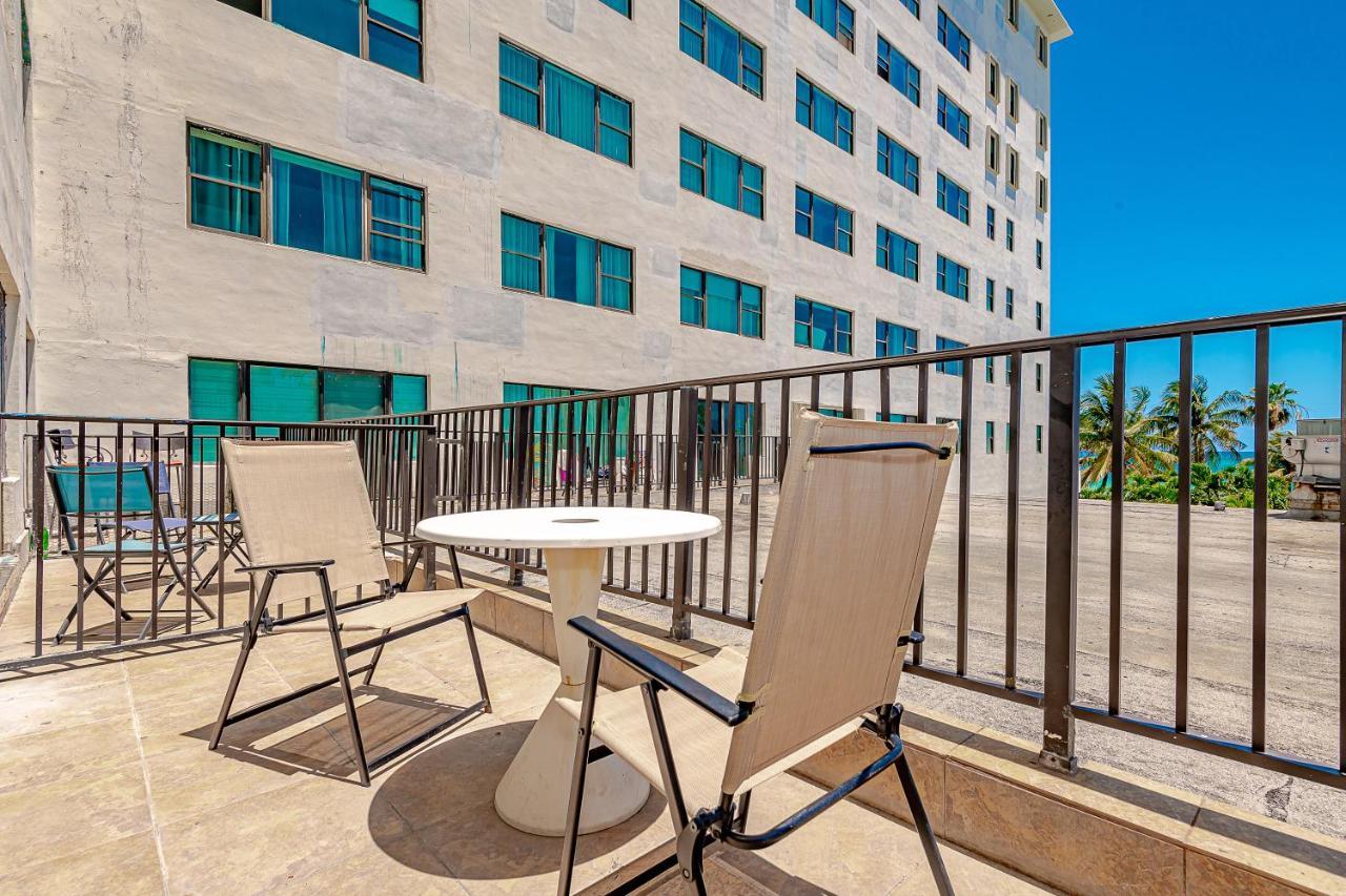 Beach Front Studio Miami Beach Bagian luar foto