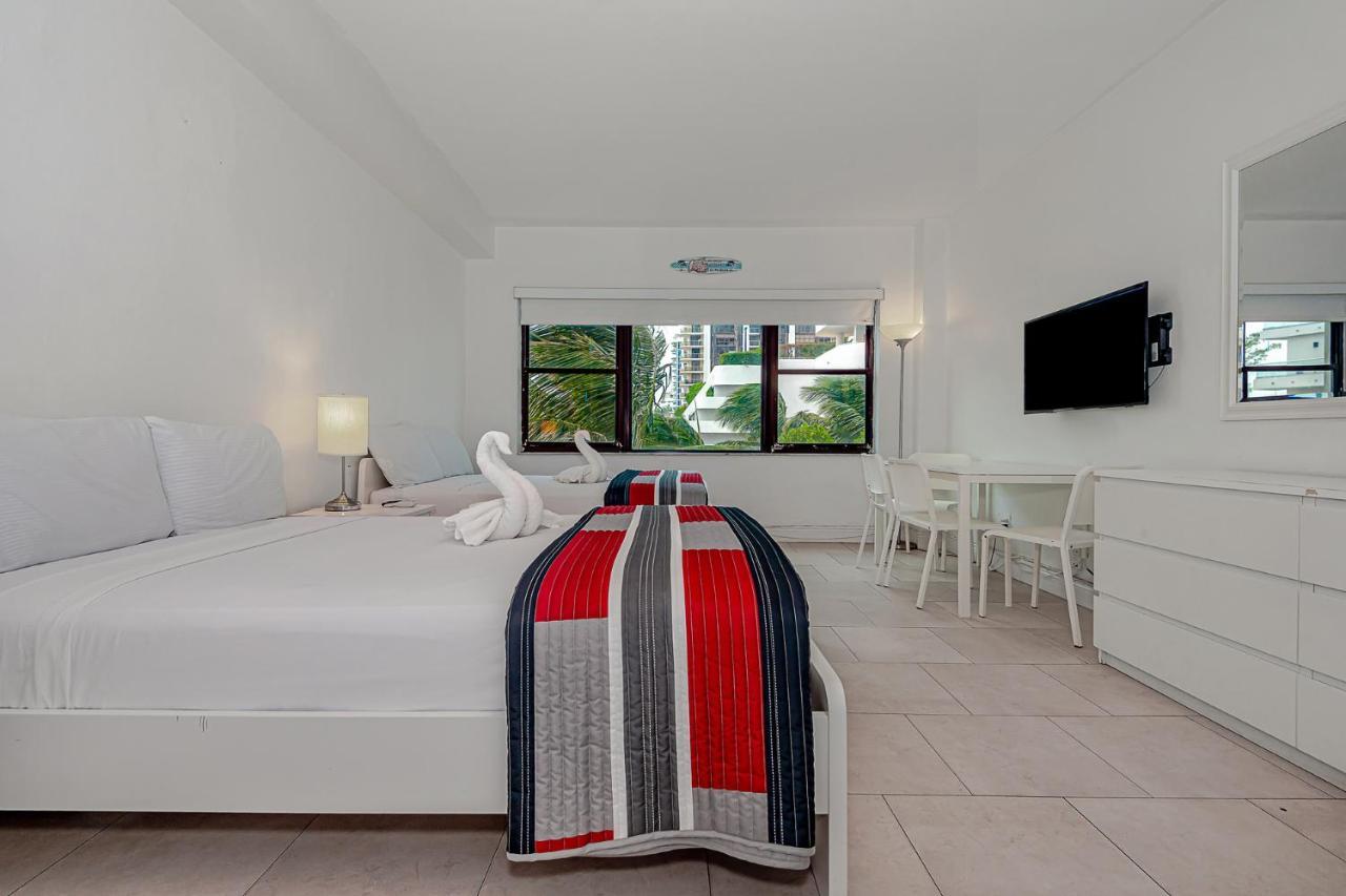 Beach Front Studio Miami Beach Bagian luar foto