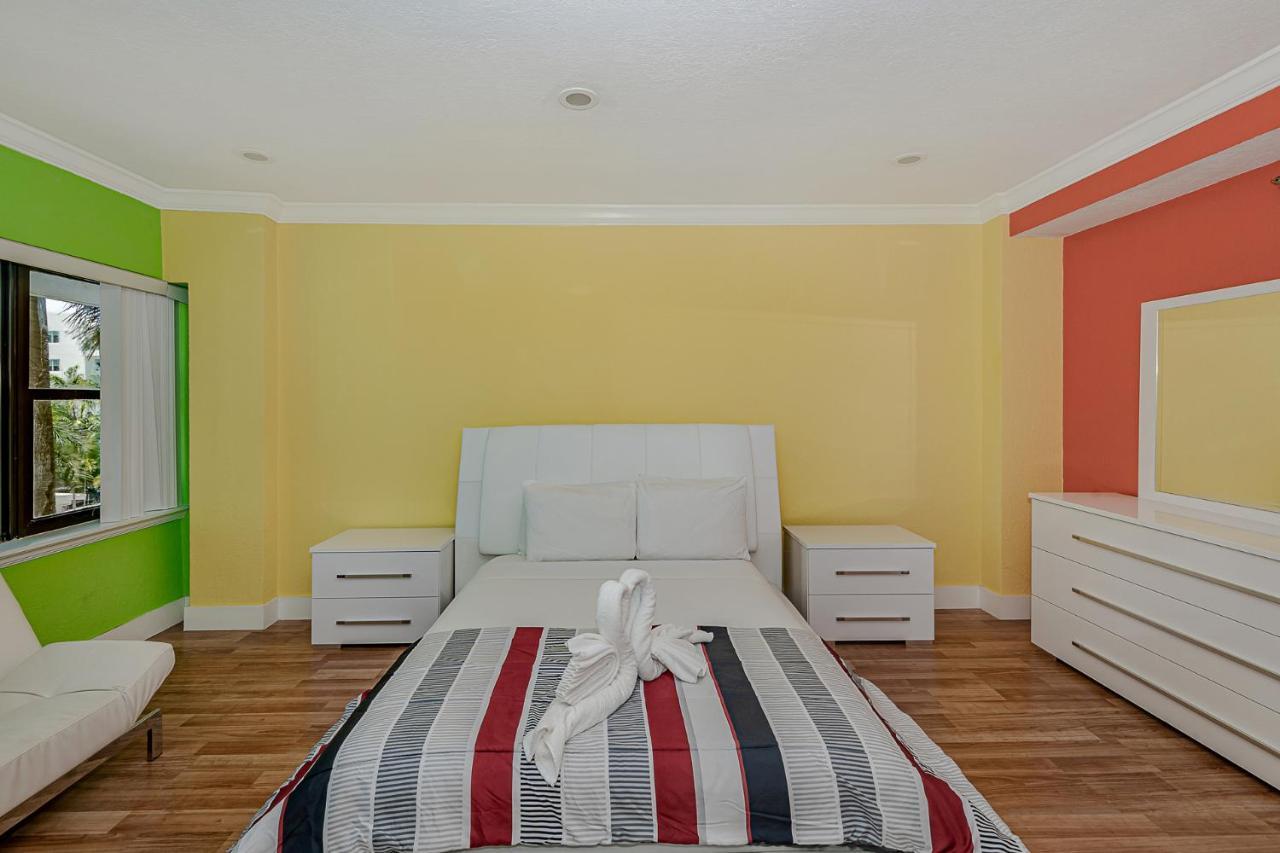 Beach Front Studio Miami Beach Bagian luar foto